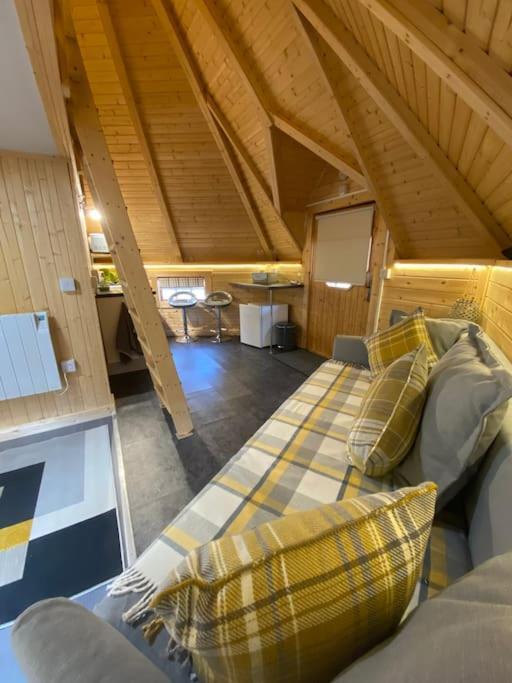 High Quality Cabin With Views Of Ben Nevis Banavie Exterior foto
